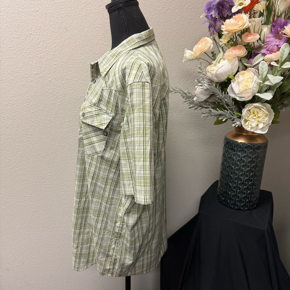 Marmot Green Plaid Short Sleeve Button Shirt Outdoor Hiking Casual L - Picture 3 of 10